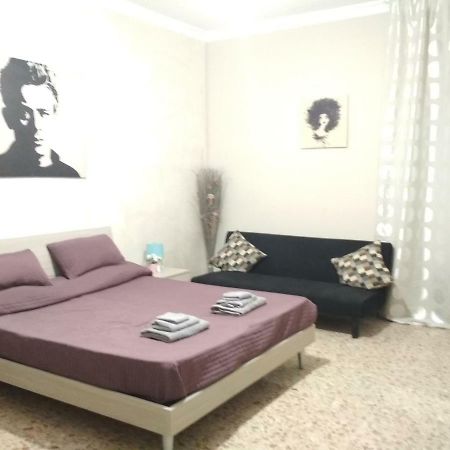 Start-Line Airport Pisa Bed & Breakfast Luaran gambar